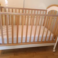 Lettino, armadio, cassettiera bambino o bambina