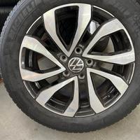 4ruote con cerchi oe Volkswagen