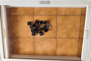 CORNICE INTERNA PER OBLO’ DOMETIC HEKI 2