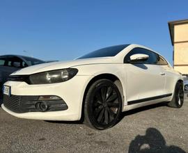 Volkswagen Scirocco 2.0 TDI 140CV DPF DSG