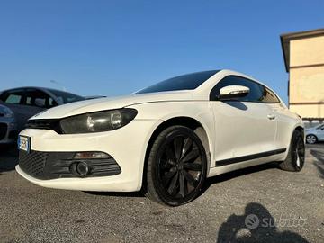 Volkswagen Scirocco 2.0 TDI 140CV DPF DSG