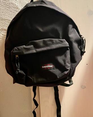 Zaino Eastpak nuovo, nero