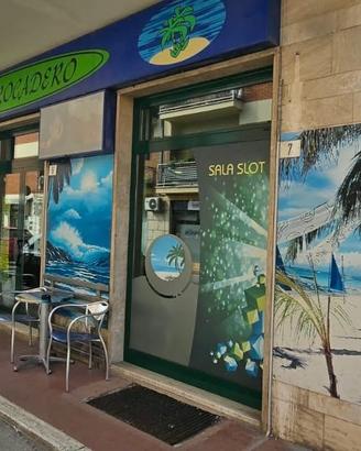 Bar (Caffè Trocadero)