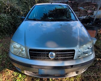 Auto Fiat Punto 1.2 