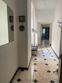 Stanza con bagno privato