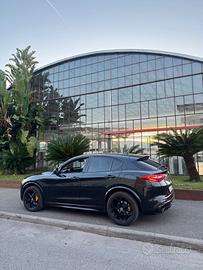 Alfa Romeo Stelvio 2.0 Turbo 280 CV AT8 Q4 First E