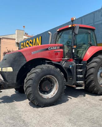 Case IH Magnum 340