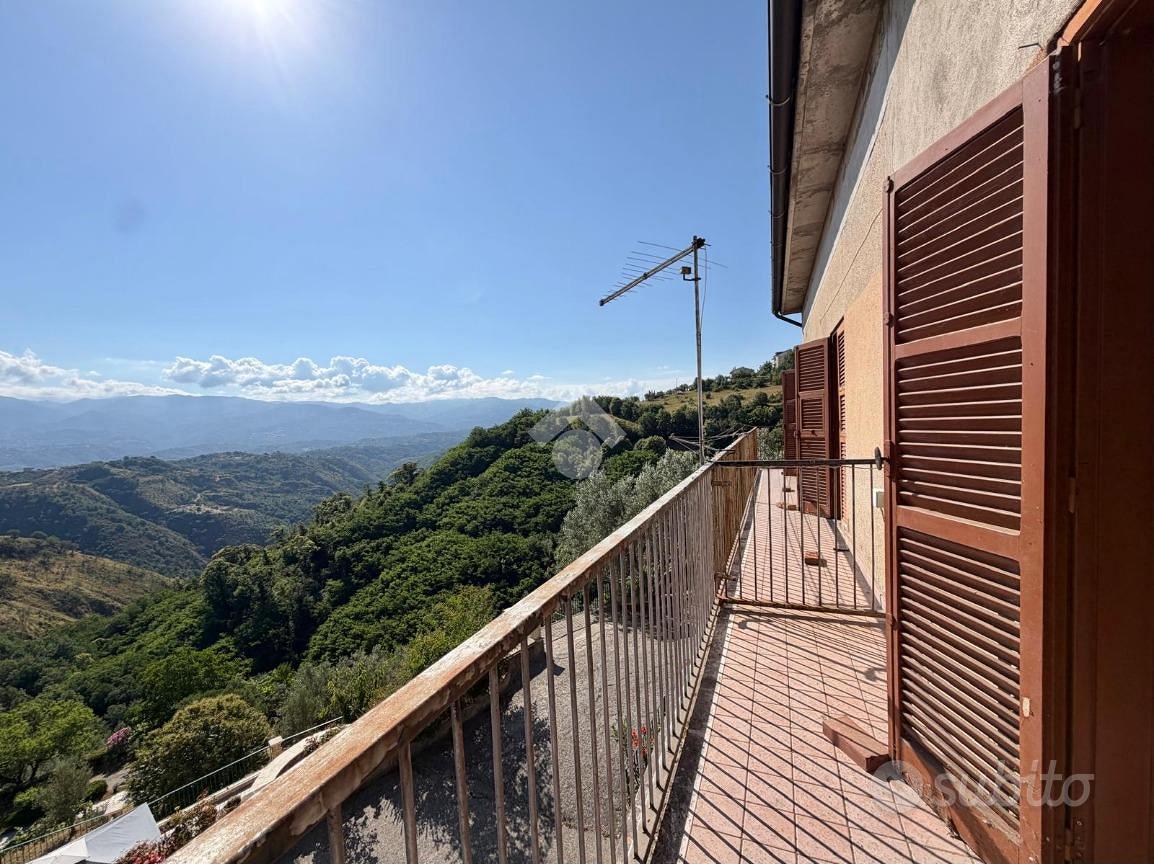 4 LOCALI A DIPIGNANO - Vista 5
