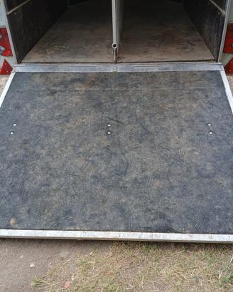 Trailer Cavalli