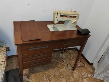 Macchina per cucire elettrica Singer