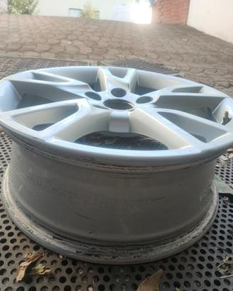 Cerchi in lega et33 7,5j audi q3 compatibili vw MB