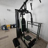 Stazione attrezzi multifunzione palestra fitness