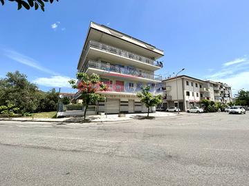 Locale Commerciale - Corigliano-Rossano