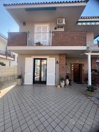 Rif. 499 fronte villaggio coppola - villa ristrutt