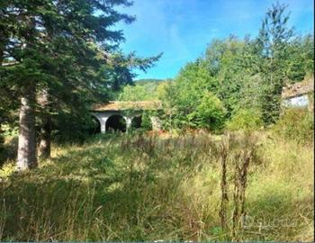 Immobile in asta di 776345 m² a Frassinoro
