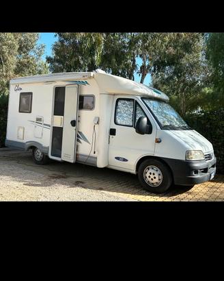 camper mc Louis Glen su fiat ducato semintegrale 