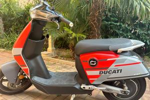 Super soco 50cc elettrico