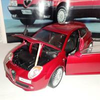 Alfa Romeo Mito 1:24 no Burago