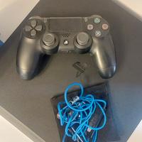 Play Station 4 slim 500mb