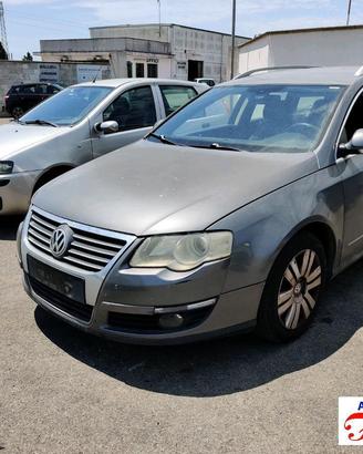 VW PASSAT VARIANT 3C5 2.0 TDI 16V - Ricambi