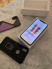 iPhone XS 512 GB con accessori, cover e vetro