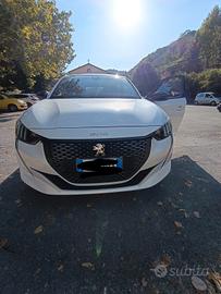 Peugeot 208 GTLINE