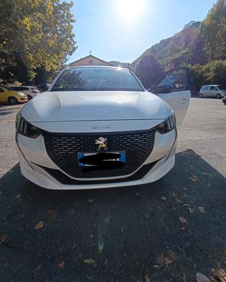 Peugeot 208 GTLINE