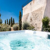 Suite antica torre con vasca idro, vicino al mare