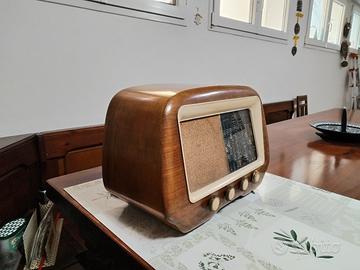 VINTAGE per Amatori Radio MINERVA