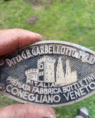 BOTTE GIGANTE