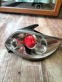 faro Peugeot 206 