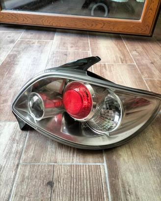 faro Peugeot 206 