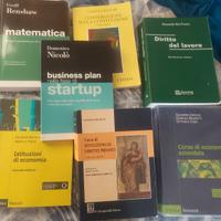 libri universitari di diritto e economia