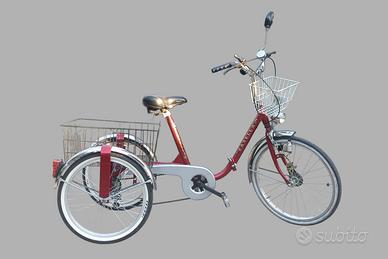 Bicicletta triciclo per adulti - tre ruote
