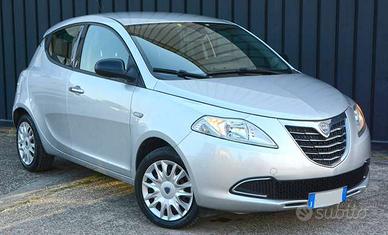 Lancia Ypsilon 1.3 mjt 5p * OK NEOPATENTATI *