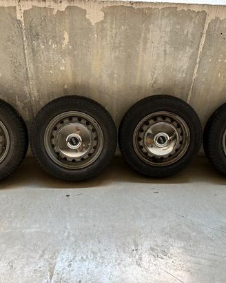 Set 4 cerchi completi Fiat 127 128