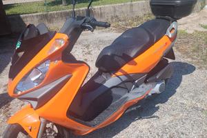Scooter Malaguti Madison  3,125cc