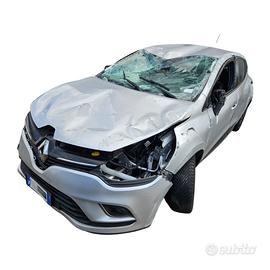 Ricambi usati per Renault Clio 0.9 B/GPL del 2019