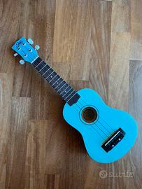 Ukulele Eko soprano com custodia