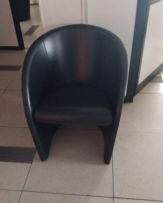 POLTRONA  FRAU MODELLO INTERVISTA