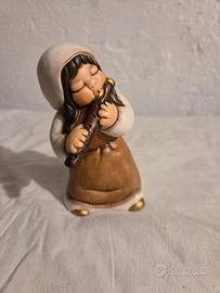 Suonatrice flauto presepe giubileo thun