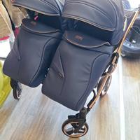 Passeggino gemellare