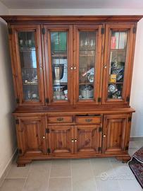 Cristalliera / credenza in legno massello