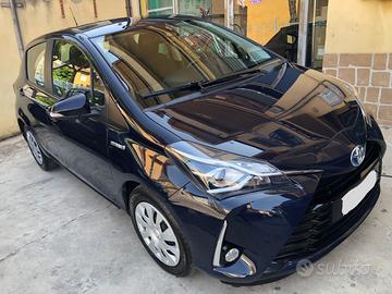 TOYOTA YARIS 2019 HYBRID PERMUTA GARANZIA 12 MESI
