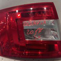 STOP FANALE POSTERIORE SINISTRO SKODA Octavia Berl