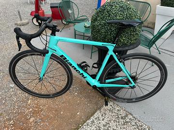 Bici da corsa bianchi