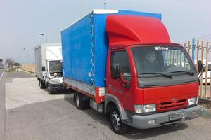 Cabstar 35.12 3.0 TDI cassone fisso centinato