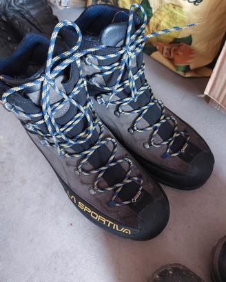 Scarpe da trekking 