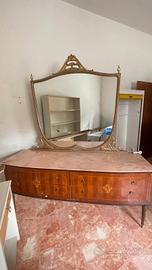 Mobilio stile inglese comò specchiera e comodini