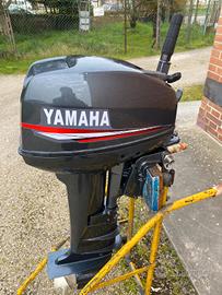 Fuoribordo Yamaha 15 cv 2t gambo lungo e corto 